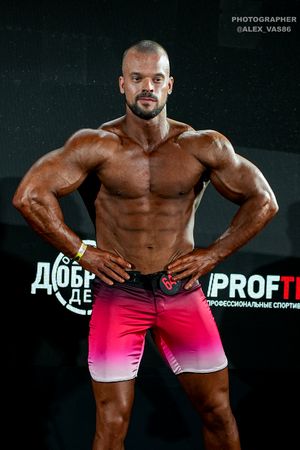 MEN'S PHYSIQUE 179 STARS